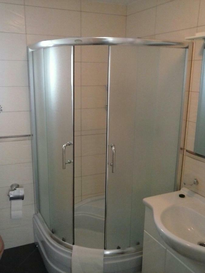 Apartmani Marić Selce Zewnętrze zdjęcie